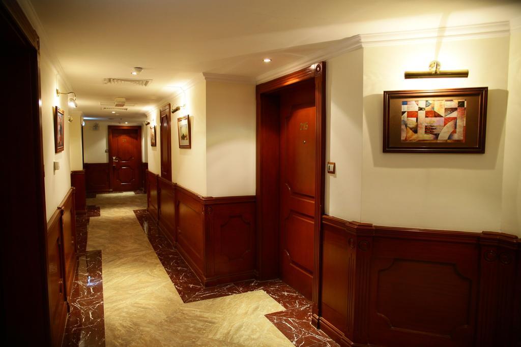 Bahrain Carlton Hotel Манама Экстерьер фото